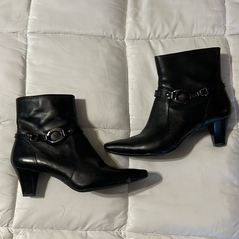 Black boots
